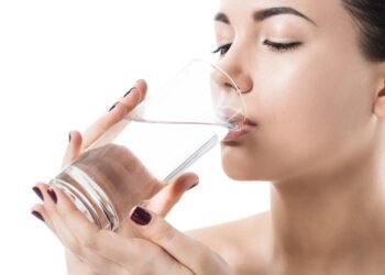 Bebidas sem açúcar para manter você saudável e hidratado, segundo nutricionistas