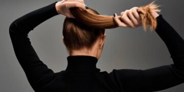A forma que você amarra seu cabelo pode estar arrancando seus fios sem você notar
