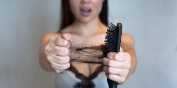 Os 3 tipos de queda de cabelo que exigem tratamento urgente