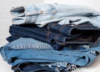 O modelo de jeans mais inteligente para parecer mais jovem sem mudar seu estilo
