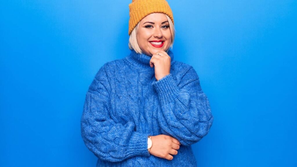 Adeus aos moletons oversized, a moda agora é looks mais sofisticados e elegantes