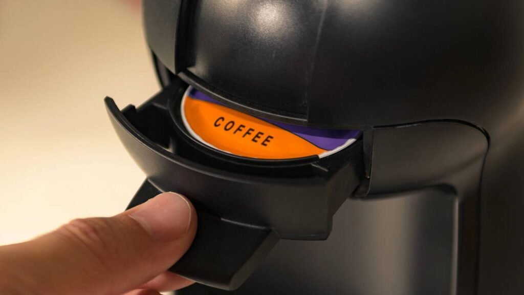 Estudo alerta para a possível presença de microplásticos em cápsulas de café