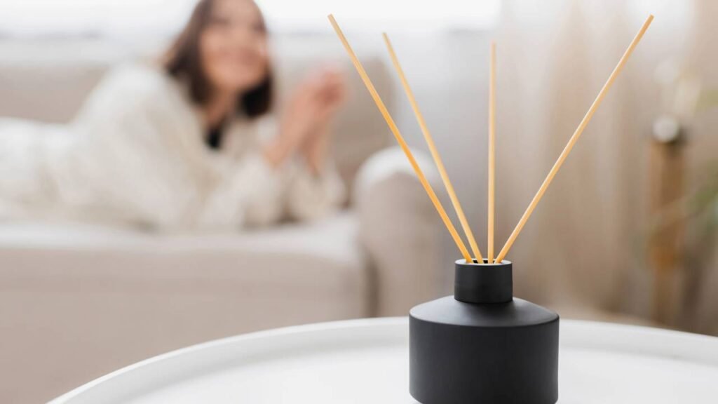 Como deixar a casa perfumada o mês inteiro gastando quase nada