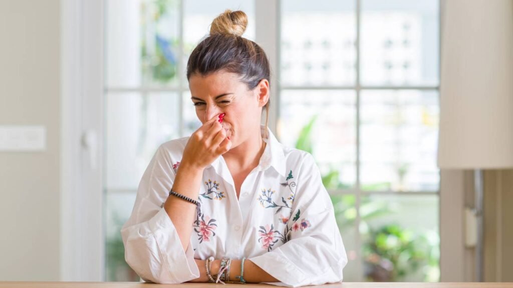 Como eliminar cheiro de armário fechado em poucos minutos com bicarbonato