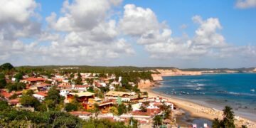 O vilarejo que conquistou o Brasil com charme, hospitalidade e alto padrão