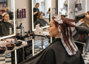 O tratamento mais completo para recuperar cabelos tingidos e sem vida