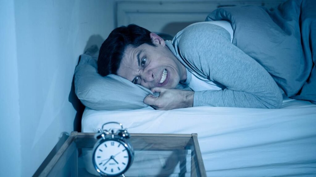 Café à tarde atrapalha seu sono, mas um ajuste de horário resolve