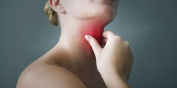 5 remédios naturais que funcionam contra dor de garganta antes de dormir