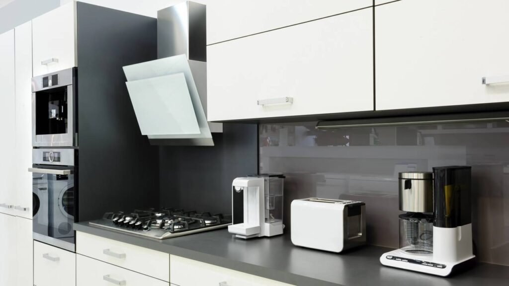 Os 5 eletrodomésticos pequenos que facilitam a rotina de quem mora sozinho