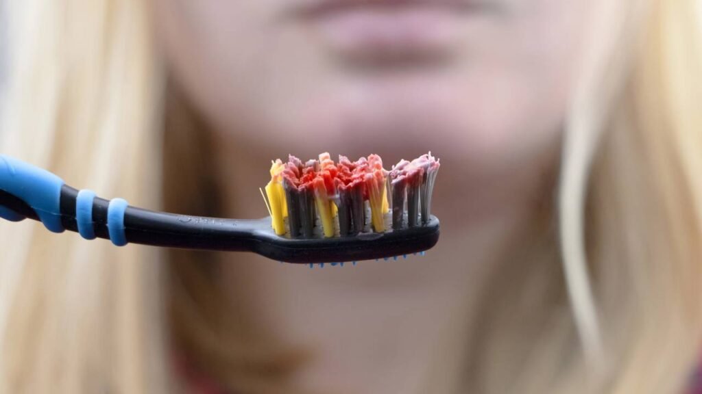 Esse é o item mais contaminado por bactérias no seu banheiro e você nem imagina