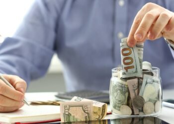 Como começar a montar fundo de emergência mesmo ganhando pouco