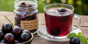 A casca de jabuticaba virou aliada do cuidado diário, aprenda a fazer esse chá para fortalecer o organismo