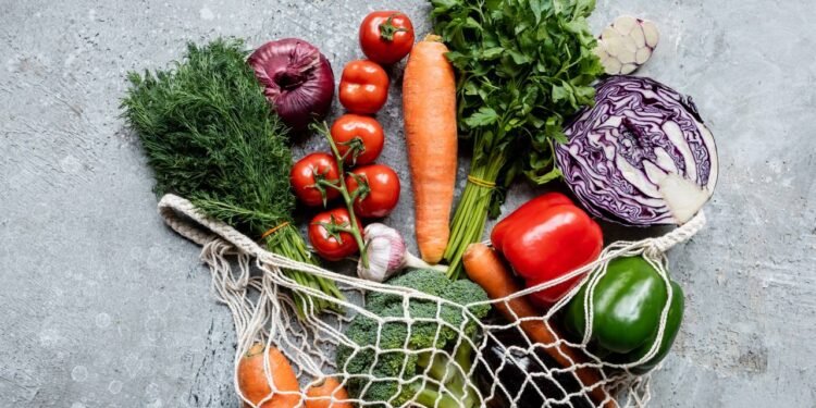 As 5 hortaliças mais fáceis de plantar em vasos durante o verão