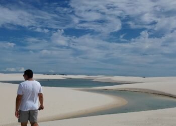 O vilarejo maranhense que guarda as lagoas mais cristalinas do Brasil