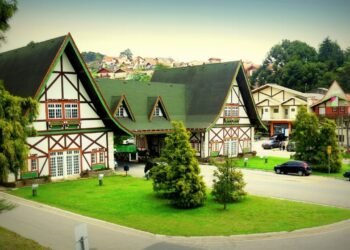 Enquanto todos derretem no calor, essa cidade oferece noites frias e céu estrelado