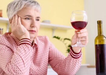 Neurologista alerta sobre o consumo de álcool em pessoas com mais de 65 anos