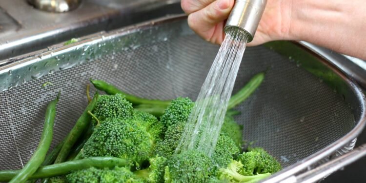 Você está lavando brócolis errado a vida inteira e nem sabia, saiba a forma correta