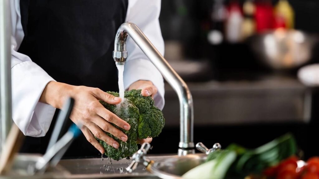 Você está lavando brócolis errado a vida inteira e nem sabia, saiba a forma correta