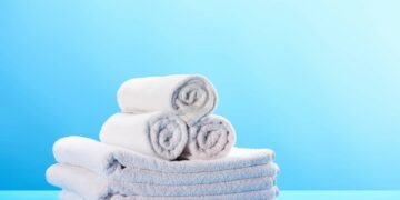 Como deixar suas toalhas brancas igual hotel sem gastar com produtos caros