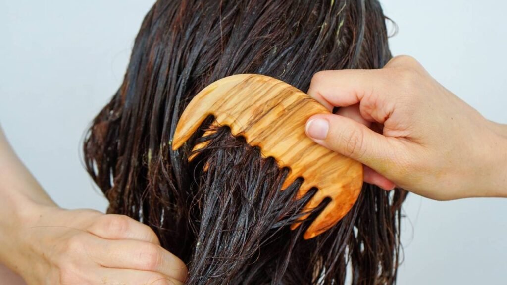 Quantas vezes na semana se deve aplicar máscara capilar para manter os fios saudáveis
