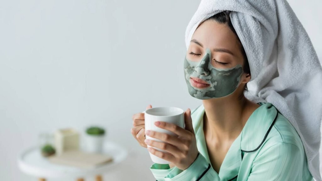 Máscara natural com efeito tensor reduz poros e controla a oleosidade