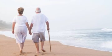 Se você quer viver uma vida mais feliz aos 65 anos, diga adeus a estes hábitos