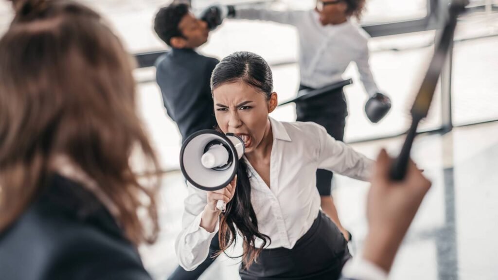 Esses 4 signos vão precisar controlar os impulsos essa semana para evitar brigas