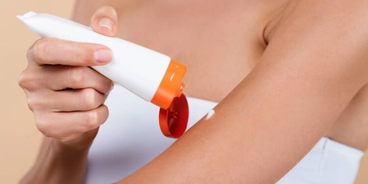 Como proteger sua pele do calor intenso com hidratação leve e toque seco