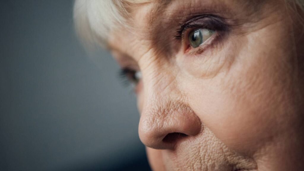 Usei esse botox caseiro durante 1 mês e vi as rugas do meu rosto desaparecer