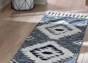 Crie um tapete lindo e sustentável com seu estilo gastando quase nada