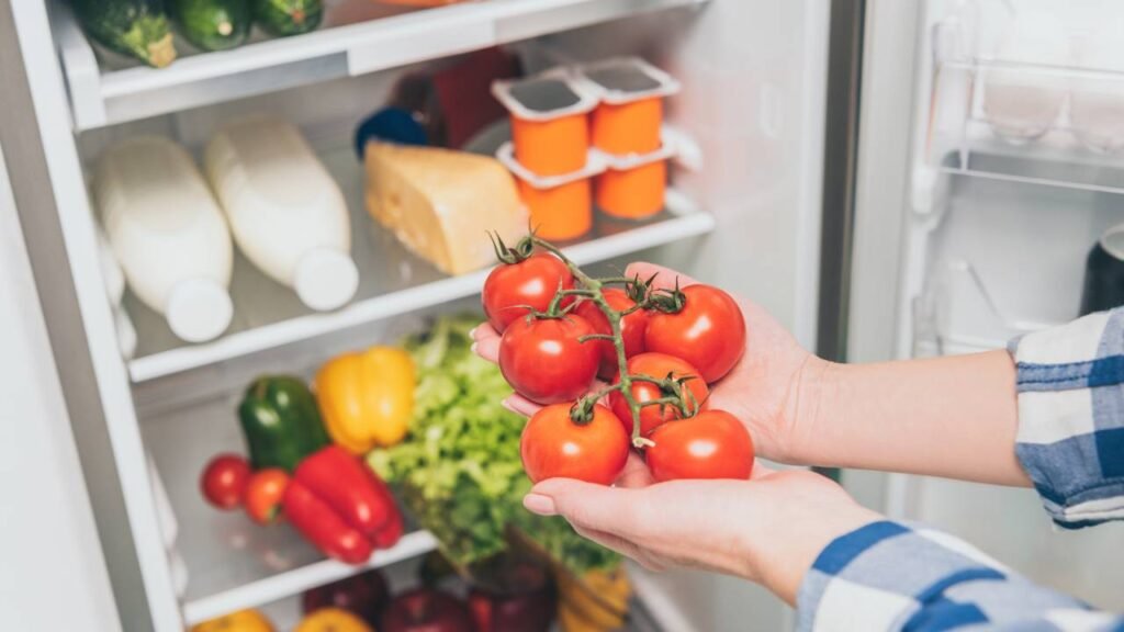 Como conservar tomate por mais tempo fora da geladeira sem perder qualidade