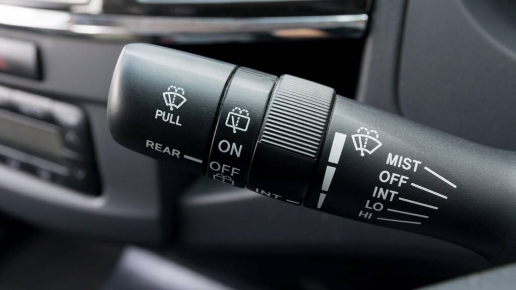 Como acabar com os vidros embaçados do carro utilizando uma batata