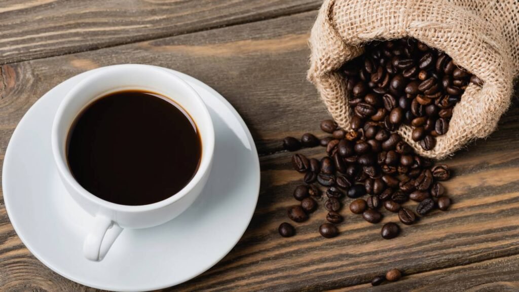 Quantas xícaras de café podemos tomar por dia sem fazer mal