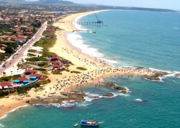 O refúgio fluminense que está encantando brasileiros com seu charme e tranquilidade à beira-mar