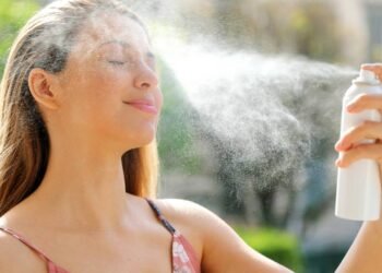 Como deixar a pele com brilho natural pela manhã sem precisar usar maquiagem