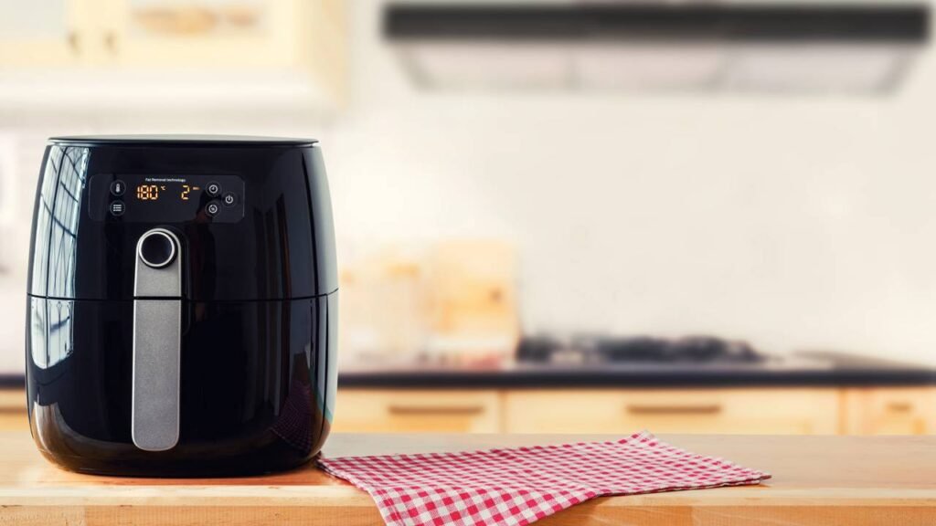 Como limpar a airfryer do jeito certo e sem riscos para durar muito mais