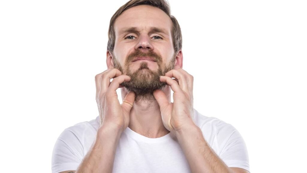 3 cuidados simples que evitam barba áspera e desconforto