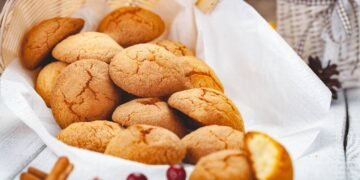 Receita rápida e fácil de biscoitos de laranja sem farinha e açúcar