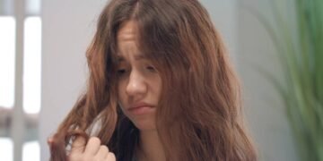 Dica de hidratação poderosa que salva fios ressecados depois da progressiva