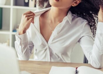 O desafio de ficar perfumada no calor e os truques que realmente funcionam