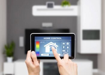 Dona de casa diminui as tarefas com a tecnologia das casas inteligentes