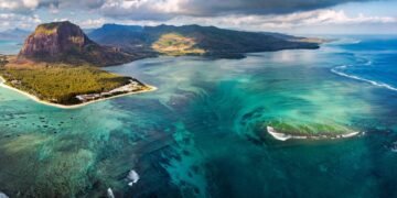 A maior cachoeira subaquática do planeta existe e supera as Cataratas do Iguaçu