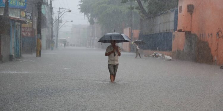 Chuva forte em Minas Gerais exige atenção para o risco de acidente