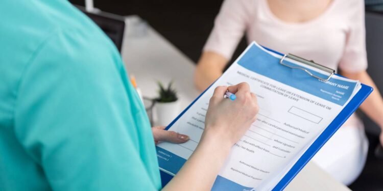 Como saber se você tem direito ao auxílio-doença e quais requisitos o INSS cobra