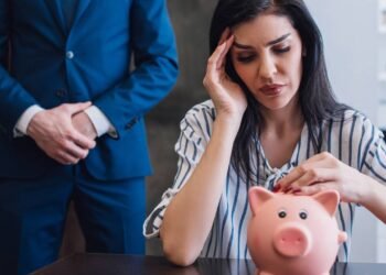 Entenda a lei que limita juros do cartão de crédito