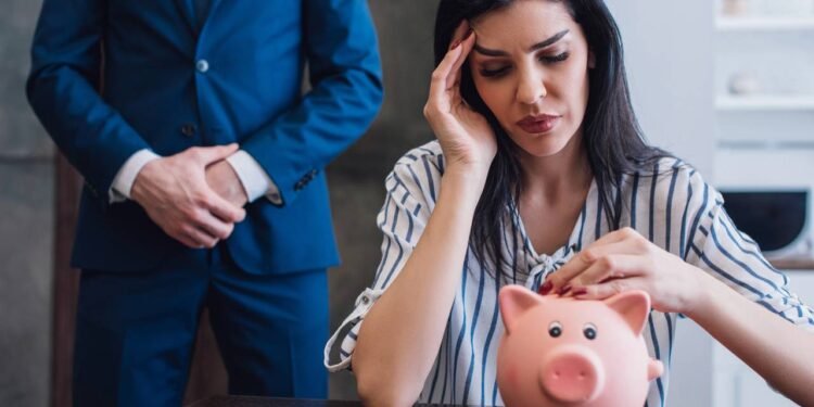 Entenda a lei que limita juros do cartão de crédito