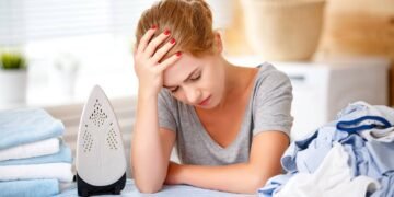 Dona de casa sente solidão e o estresse da rotina afeta sua saúde mental