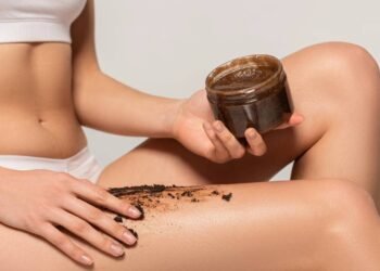 O passo a passo para uma pele lisinha e hidratada usando o que você tem em casa