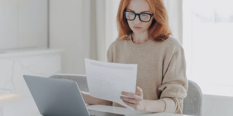 Novo sistema fiscal muda tudo para autônomos na Espanha - Créditos: depositphotos.com / vk_studio