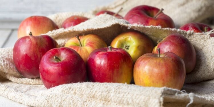 A maneira mais eficaz e natural de conservar maçãs por semanas - Créditos: depositphotos.com / tutye